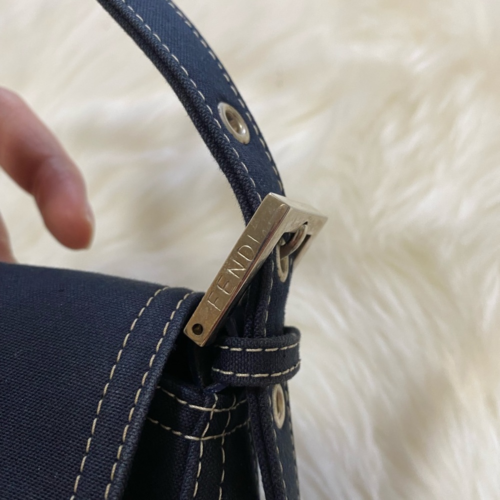 Authentic vintage Fendi navy mama baguette - Picture 5 of 11